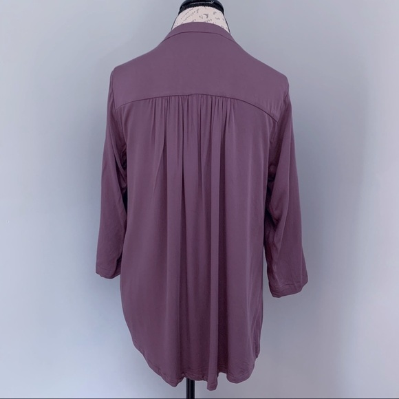 LISA RINNA COLLECTION Stretch Woven V-Neck Blouse - Picture 5 of 7